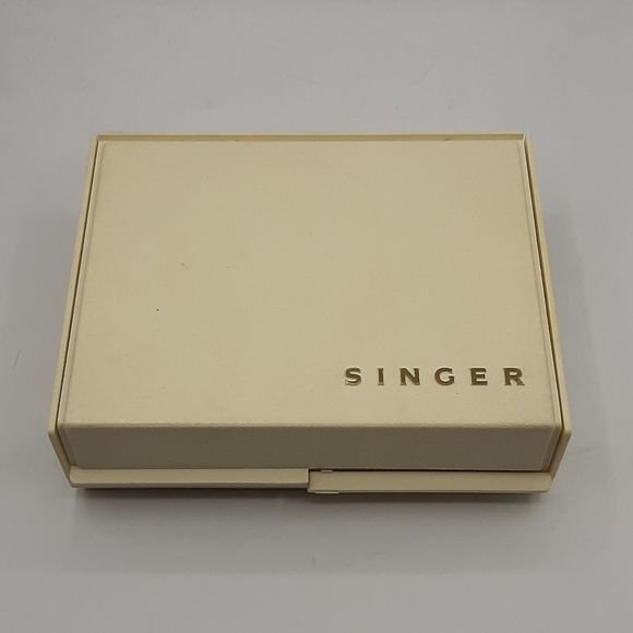 Singer Sewing Machine Parts 161172 381114 3 Foot Plates 5 Feet 6 Flexi-Stitch - Picture 4 of 7